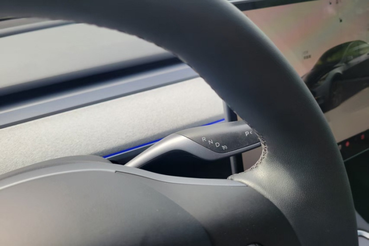 特斯拉 Model Y 2024款 后轮驱动版局部细节18