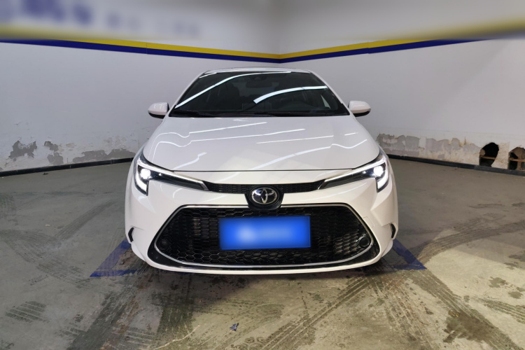 丰田 雷凌 2023款 185T CVT豪华版车身外观2