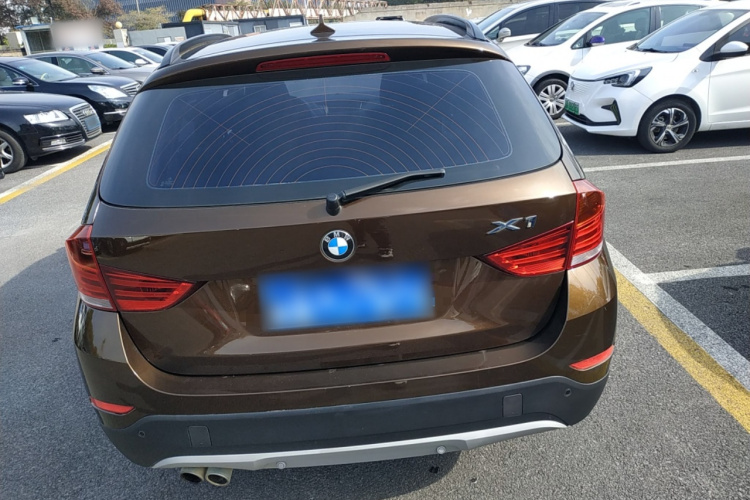 宝马X1 2015款 sDrive18i 领先晋级版车身外观6