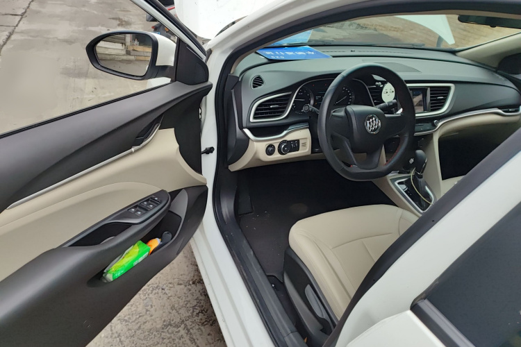 别克 英朗 2021款 典范 1.5L 自动精英型中控内饰20