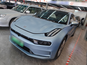 极氪001 2022款 超长续航双电机 YOU版