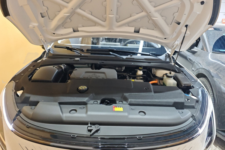 五菱汽车 五菱星光 2025款 70km 智能标准型机舱底盘24