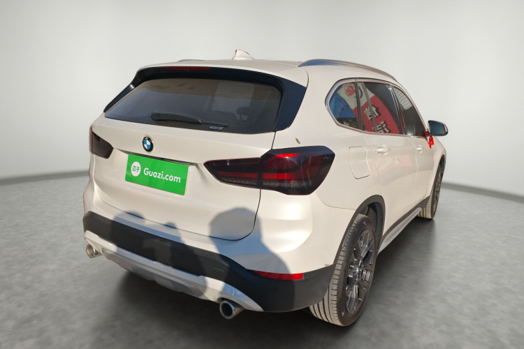 宝马X1 2021款 改款 xDrive25Li 尊享型车身外观7