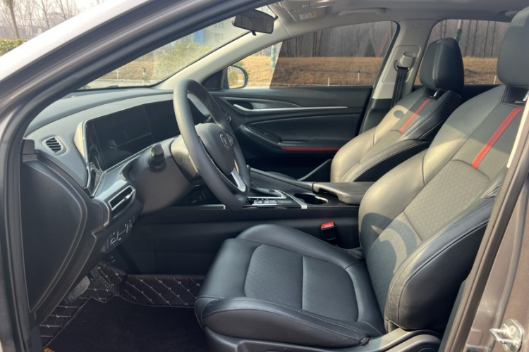 长安 逸动 2020款 PLUS 蓝鲸NE 1.4T GDI DCT尊贵型中控内饰7001