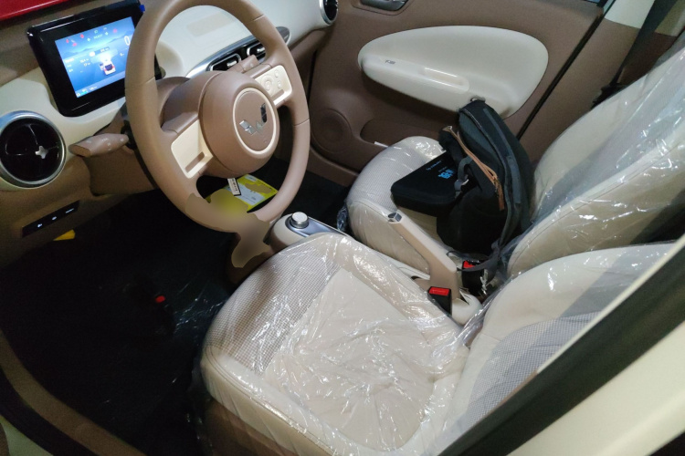 五菱汽车 宏光MINIEV 2025款 四门版 进阶款中控内饰19