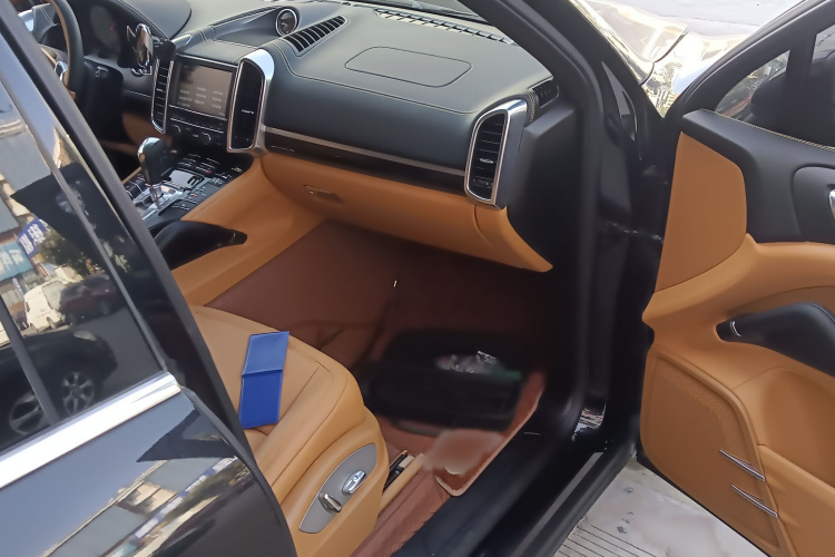 保时捷 2011款 Cayenne 3.0T局部细节9005