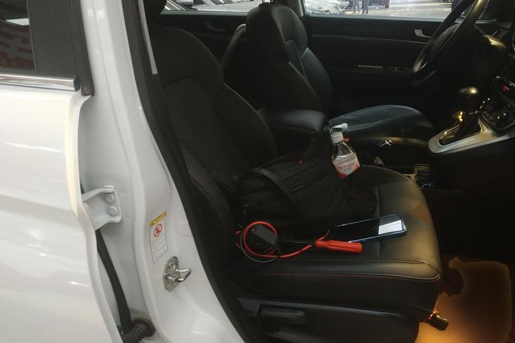 哈弗M6 2018款 改款 1.5T DCT两驱精英型中控内饰41