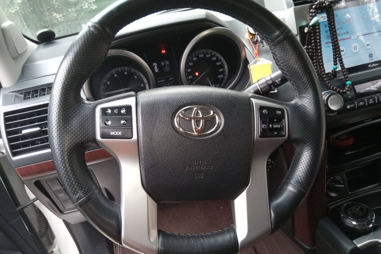 丰田 普拉多（平行进口）局部细节13