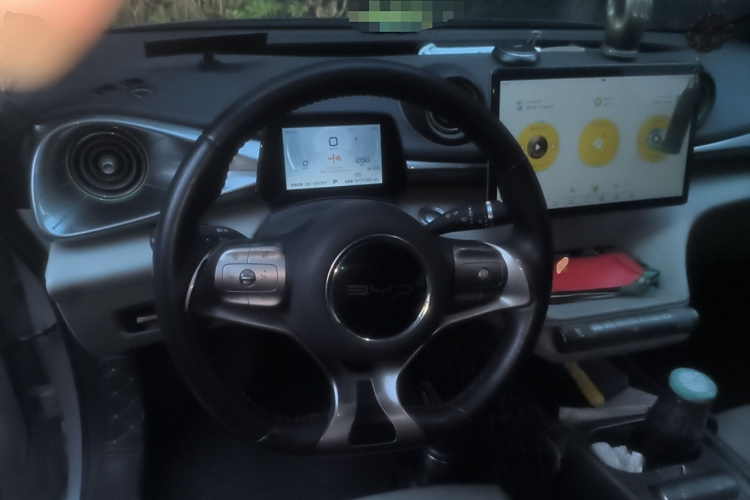 比亚迪 海豚 2021款 405km 时尚版局部细节13