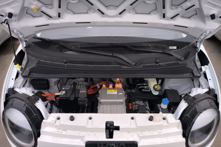 长安启源 长安Lumin 2026款 宝藏版 205km 酷爱米 宁德机舱底盘24