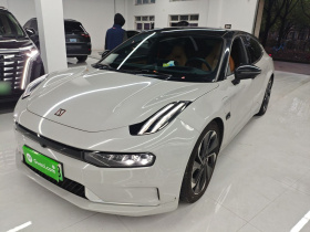 极氪001 2022款 超长续航双电机 YOU版