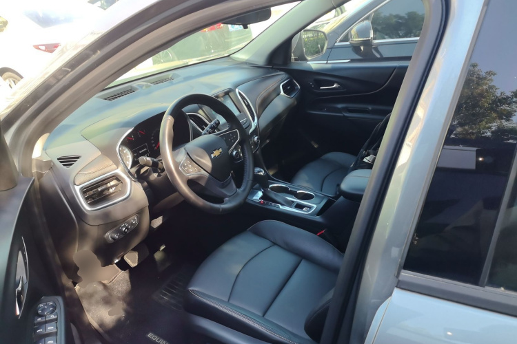 雪佛兰 探界者 2019款 535T 自动驰界版 国VI中控内饰19