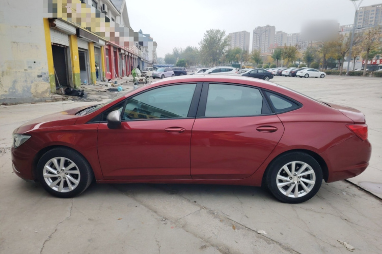 别克 威朗 2015款 三厢 15S 自动进取型车身外观4