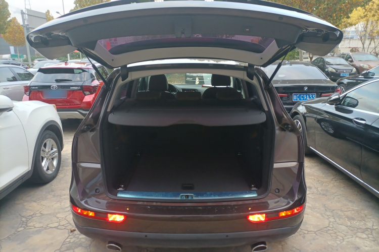 奥迪Q5 2013款 40 TFSI 技术型机舱底盘23