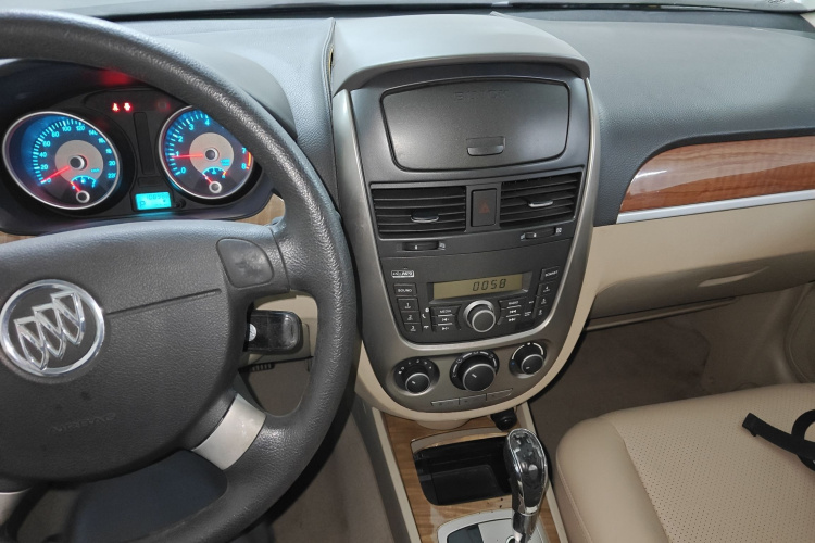 别克 凯越 2015款 1.5L 自动经典型中控内饰7002