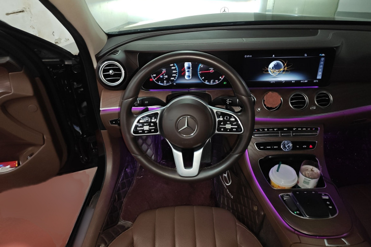 奔驰E级 2020款 改款 E 300 L 殊享版局部细节13