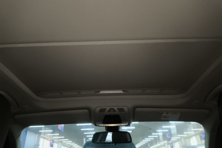 宝马3系 2018款 320Li 时尚型中控内饰22