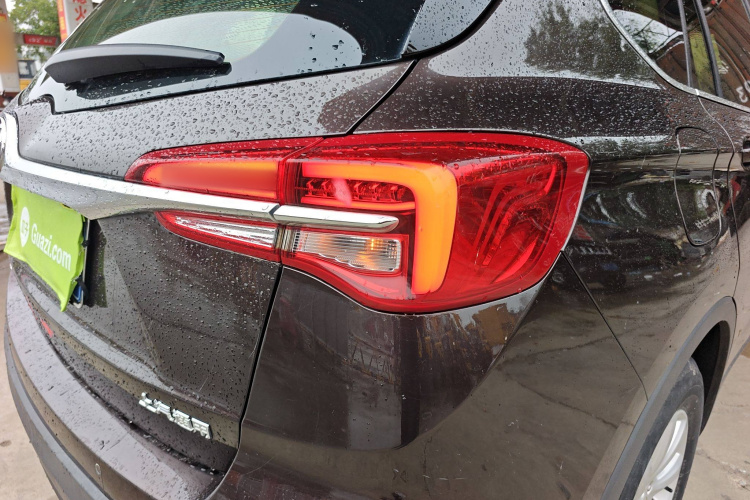 别克 昂科威 2021款 532T 两驱领先型车身外观9