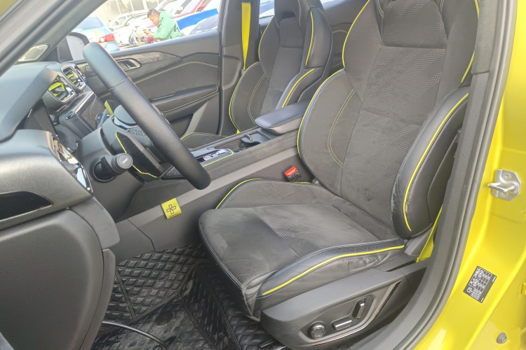 领克03 2020款 03+ 2.0TD 自动驭风版中控内饰19