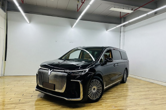 岚图汽车 岚图梦想家 2025款 PHEV 四驱旗舰鲲鹏版