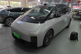 理想汽车 理想MEGA 2024款 Ultra