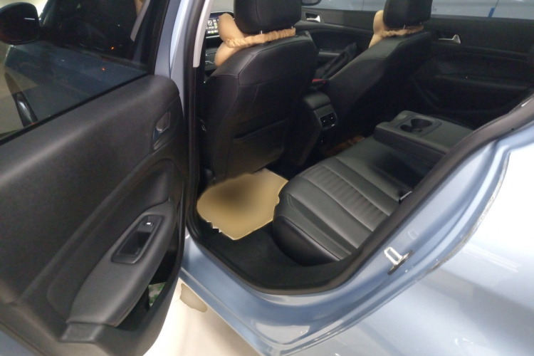 标致308S 2015款 1.6T 自动睿驰版中控内饰7004