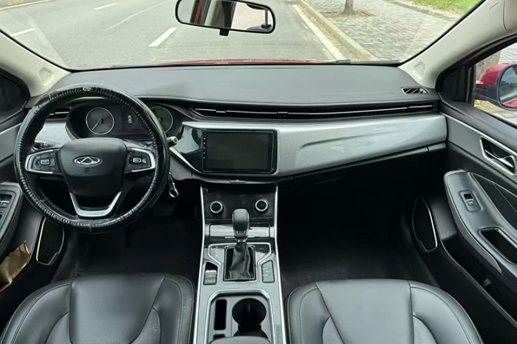 奇瑞 艾瑞泽5 2019款 改款PRO 1.5L CVT青春版 国VI中控内饰7001