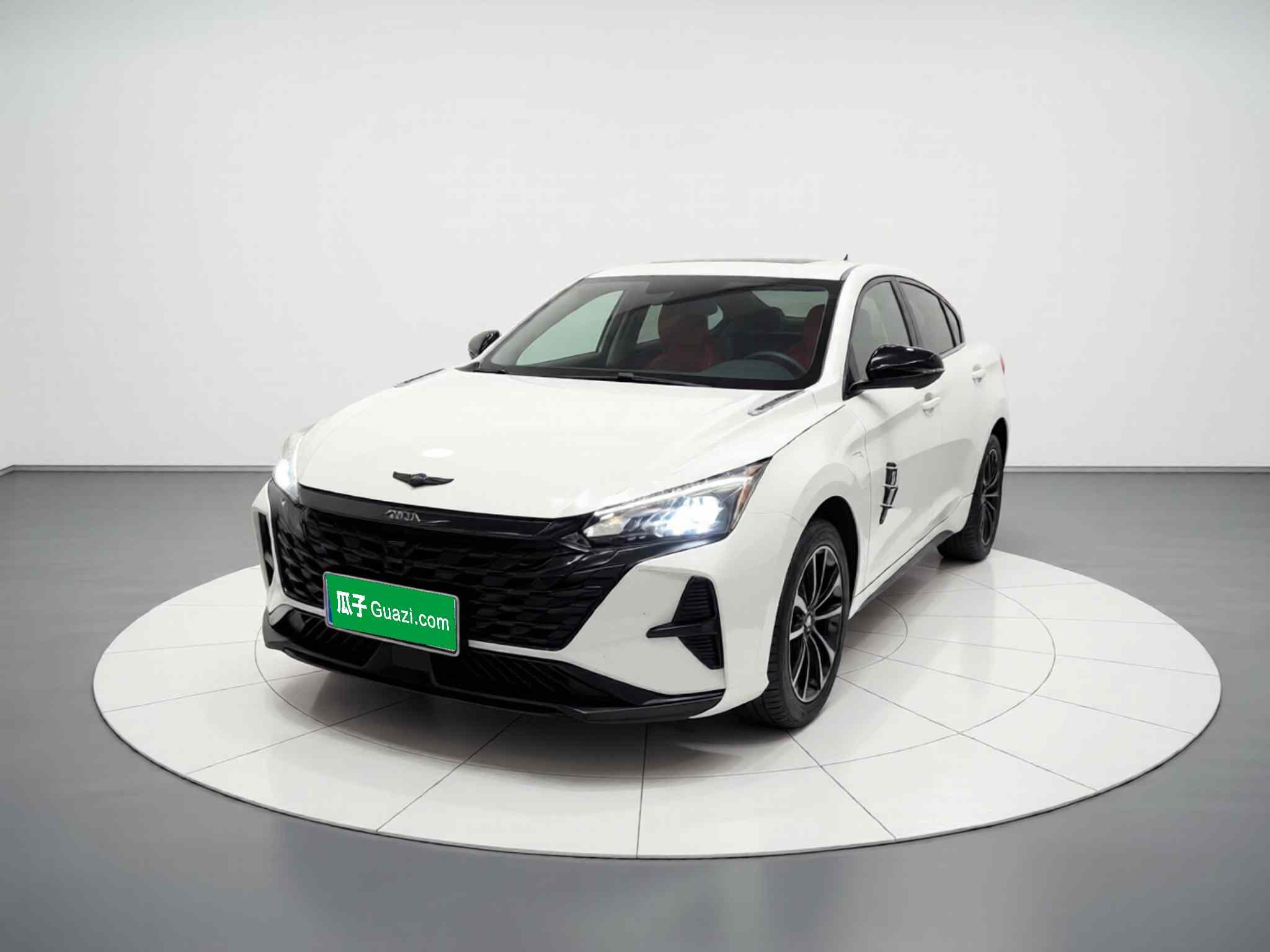 东风风神 奕炫 2023款 马赫版 1.5L 自动追影版(2)