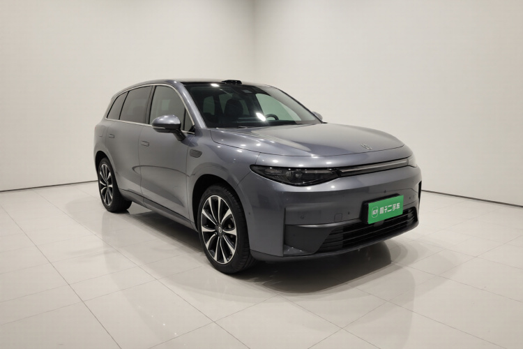 零跑汽车 零跑C10 2026款 605激光雷达版车身外观3