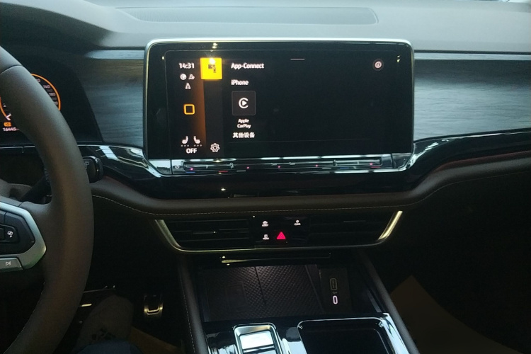 大众 威然 2023款 改款 380TSI 尊驰版局部细节16