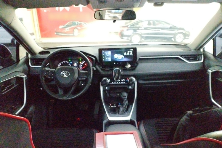 丰田 威兰达 2023款 2.0L CVT两驱领先版中控内饰7002