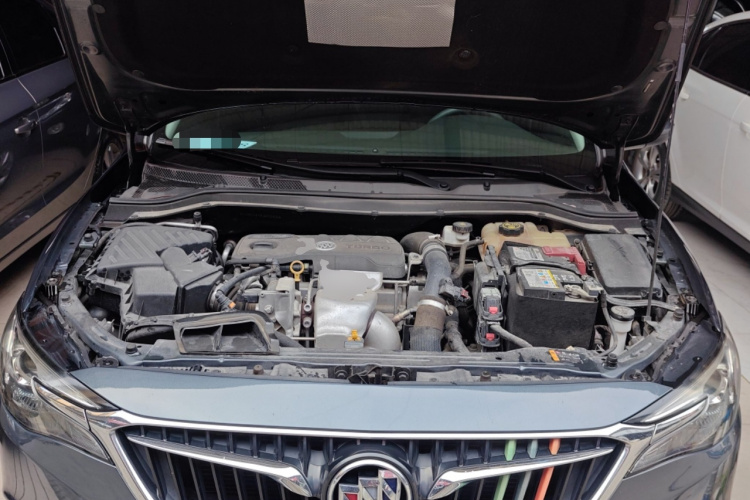 别克 英朗 2021款 1.3T 自动轻混动进取型机舱底盘24