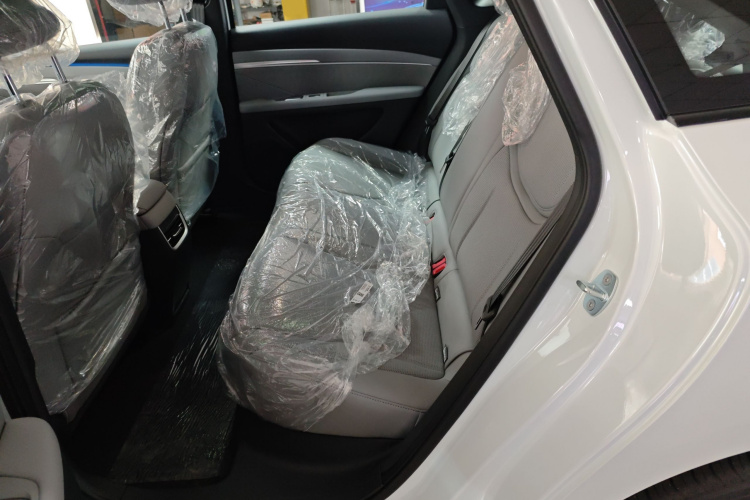 小鹏MONA M03 2025款 620 超长续航 Plus中控内饰21