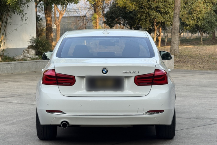 宝马3系 2016款 320Li 时尚型车身外观6004