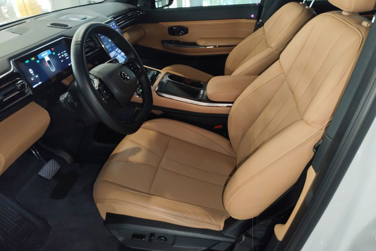 蔚来ES8 2020款 580KM 七座版局部细节19