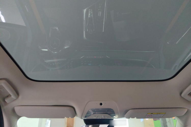 岚图汽车 岚图FREE 2021款 四驱标准增程专属豪华套装中控内饰22