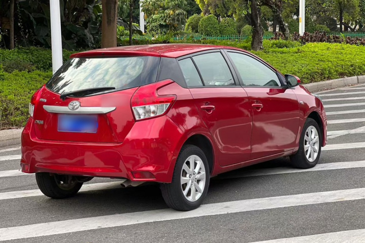 丰田 YARiS L 致炫 2015款 1.5G 自动炫动天窗特别版车身外观6005