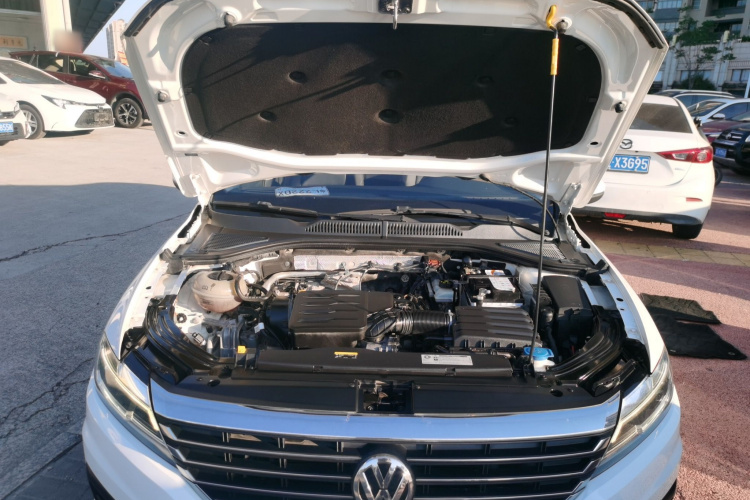 大众 朗逸 2018款 1.5L 自动舒适版 国V机舱底盘24