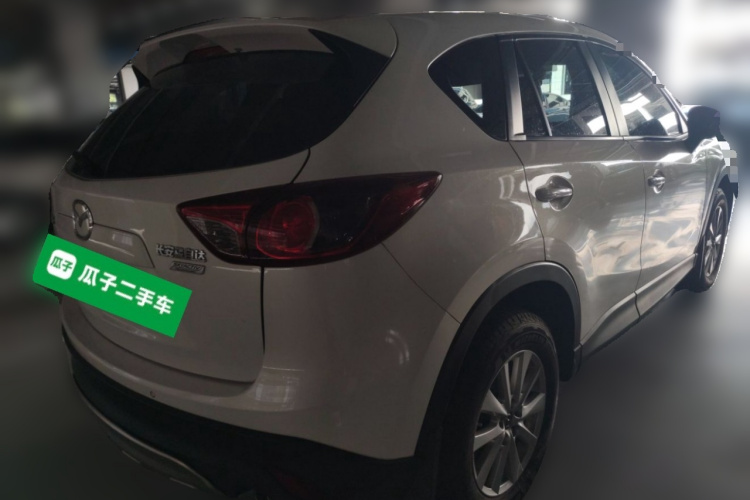 马自达CX-5 2015款 2.0L 自动两驱都市型车身外观7