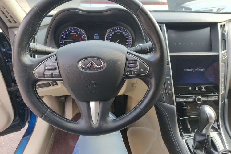 英菲尼迪Q50L 2015款 2.0T 舒适版中控内饰7002