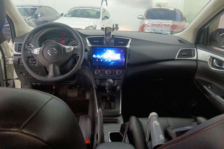 日产 轩逸 2022款 经典 1.6XE CVT舒适版中控内饰7002