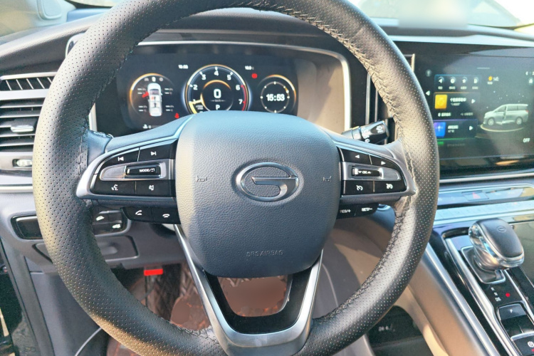 广汽传祺 传祺M8 2021款 大师系列 390T 尊贵版中控内饰13