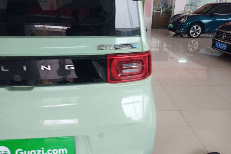 五菱汽车 宏光MINIEV 2021款 马卡龙臻享款 磷酸铁锂车身外观6006