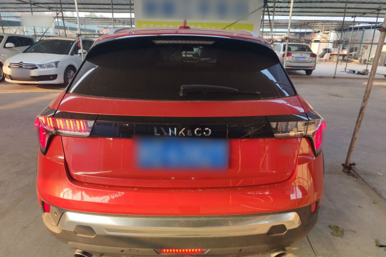 领克02 2019款 1.5T DCT两驱劲版 国VI车身外观6