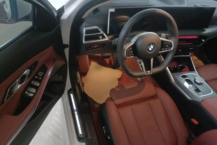 宝马3系 2025款 325Li M运动套装中控内饰20