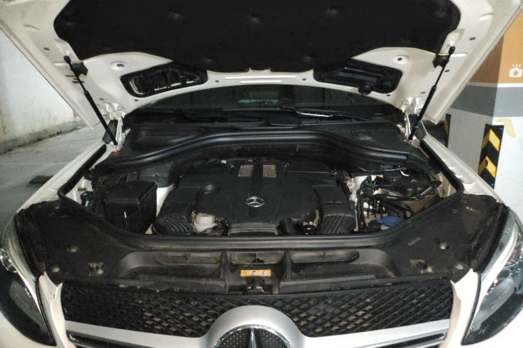 奔驰GLE轿跑 2017款 GLE 320 4MATIC 轿跑SUV局部细节24