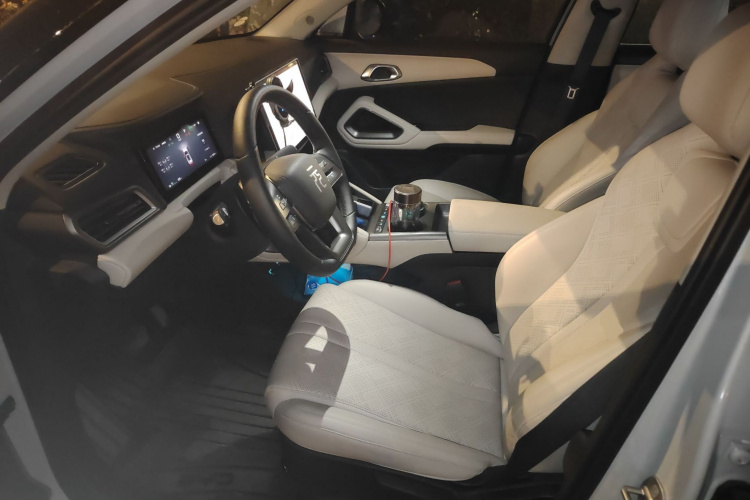 比亚迪 元UP 2025款 智驾版 401KM 活力版中控内饰19