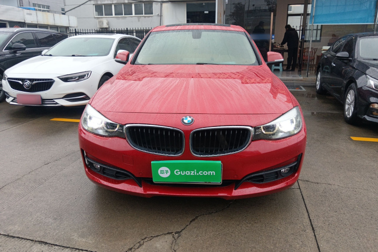 宝马3系GT 2017款 320i 时尚型车身外观6001