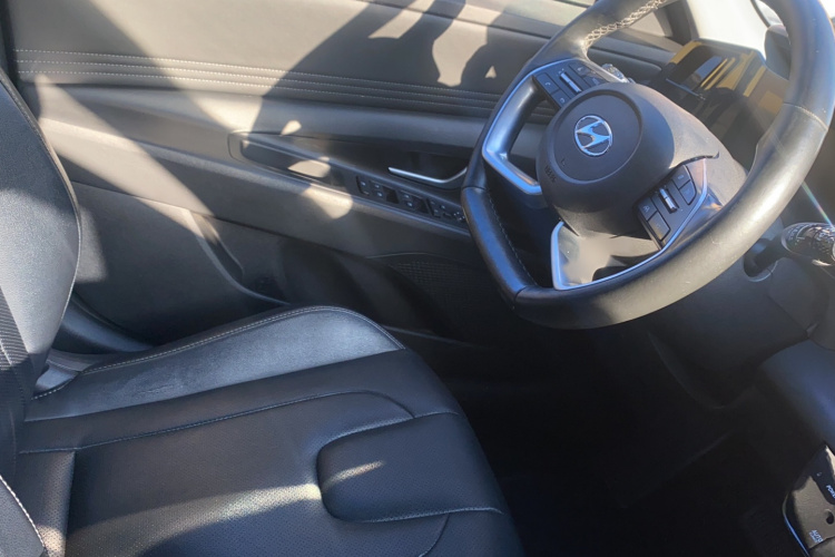 现代 伊兰特 2021款 1.5L CVT LUX尊贵版局部细节19