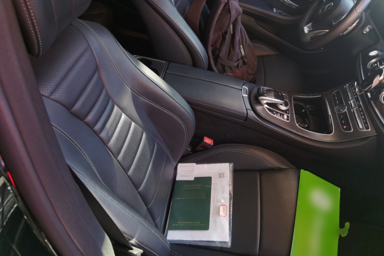 奔驰E级 2018款 改款 E 300 L 运动豪华型局部细节41